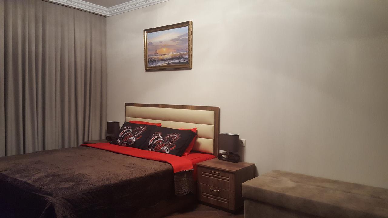 Mimino Apartment Deluxe First Line Batumi Exterior photo